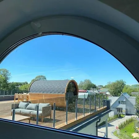 Vesiroosi Penthouse By River Pärnu