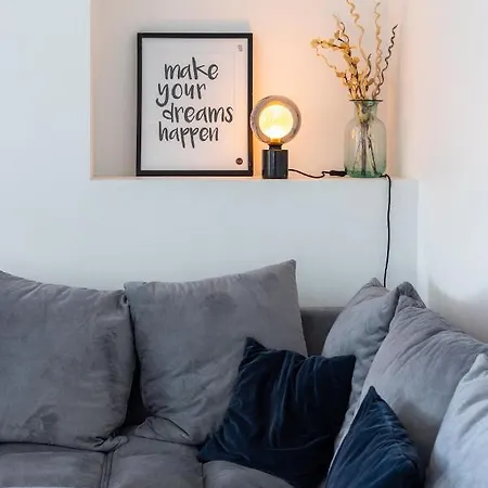 Vesiroosi Penthouse By River Pärnu