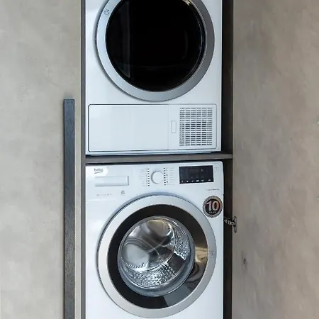 Appartement Vesiroosi Penthouse By River