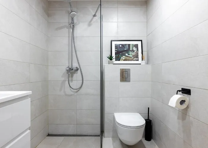 Vesiroosi Penthouse By River *